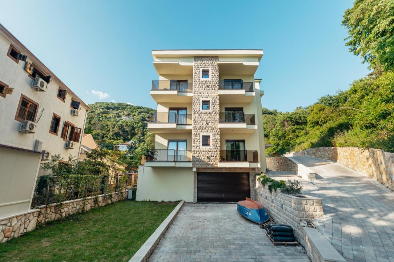 Green Valley Apartments Herceg Novi Bagian luar foto